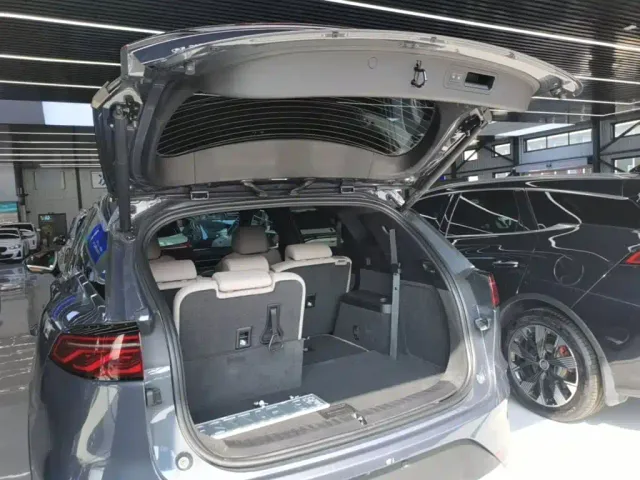 BYD Tang — Фото автомобиля 18