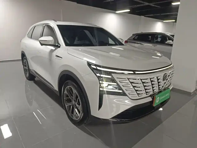 Changan CS75 Plus — Фото автомобиля 3