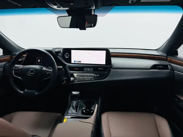 Lexus ES — Фото автомобиля 9