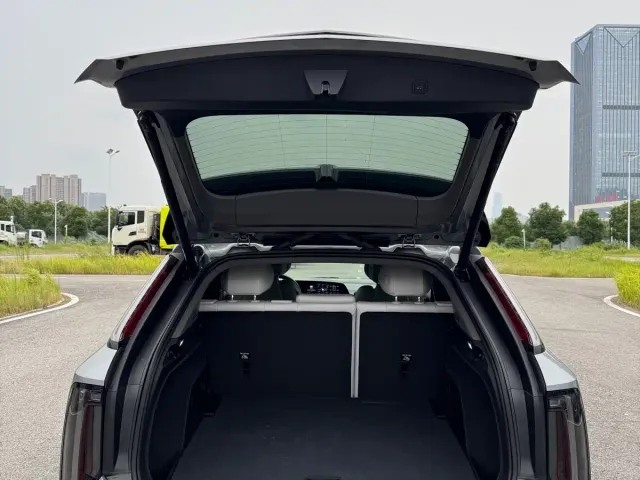 Cadillac Optiq — Фото автомобиля 19