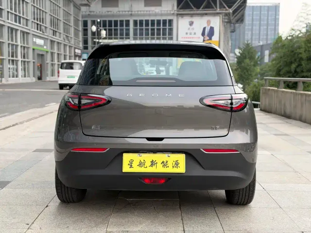 Geely Starry Wish — Фото автомобиля 4