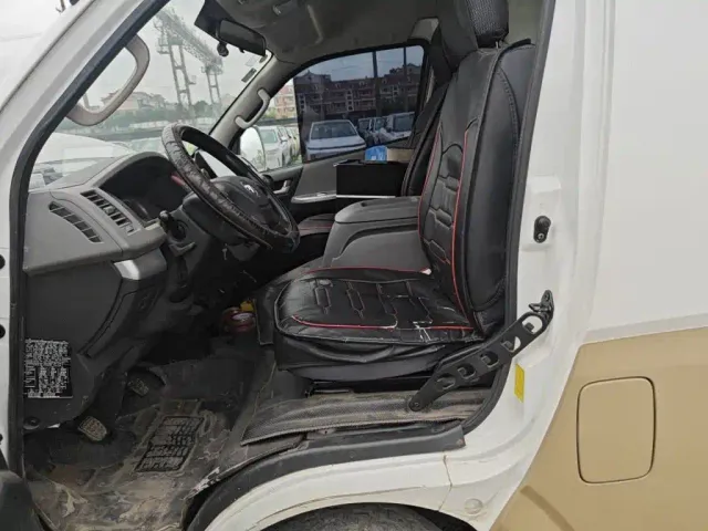 Foton Fengjing G7 — Фото автомобиля 7
