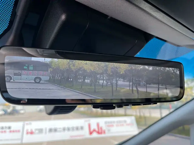 Toyota Vellfire — Фото автомобиля 19