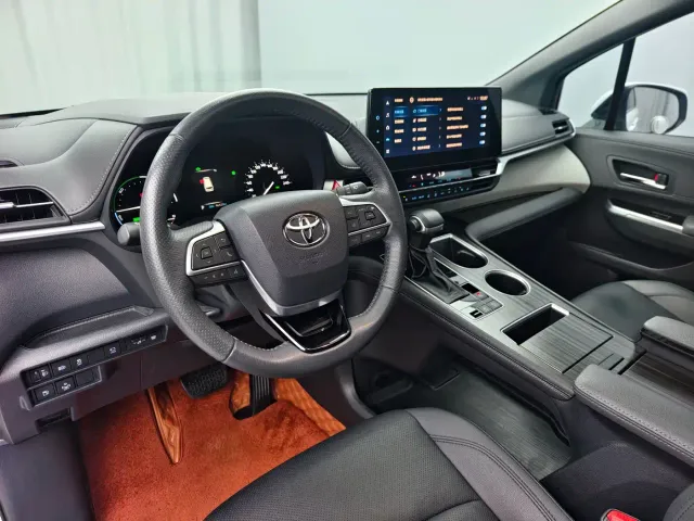 Toyota Granvia — Фото автомобиля 4