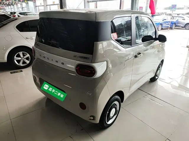 Wuling Hongguang Mini EV — Фото автомобиля 6