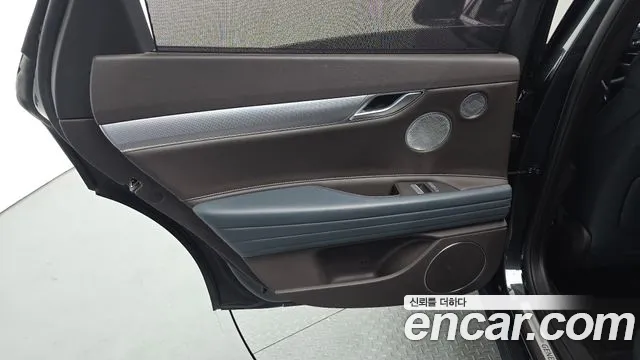 Genesis G80 Бензин 2.5 турбо AWD — Фото автомобиля 19