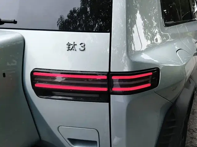 BYD FangChengBao Titanium 3 — Фото автомобиля 7
