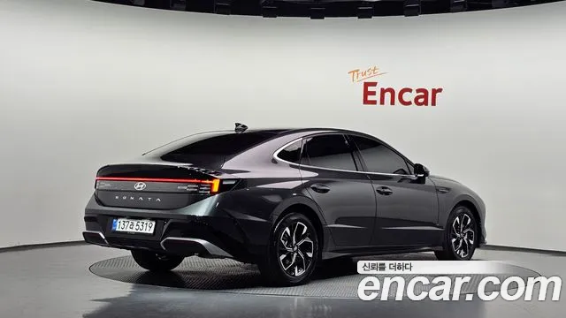 Hyundai Sonata — Фото автомобиля 2