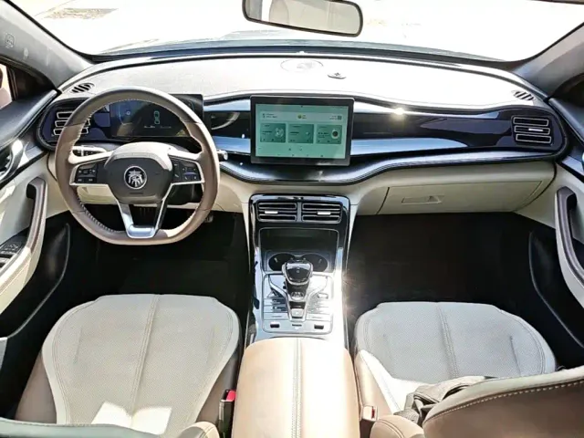 BYD Qin PLUS — Фото автомобиля 9