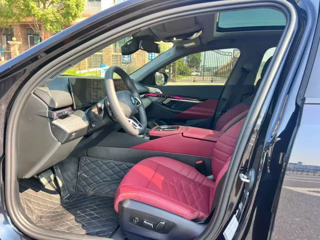 BMW 5 Series — Фото автомобиля 4
