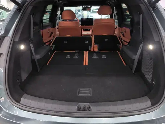 BYD Tang L — Фото автомобиля 4