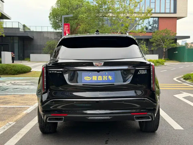 Cadillac XT5 — Фото автомобиля 2