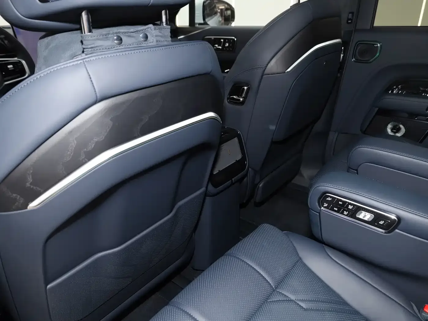 ZEEKR Zeekr 9X 2025 Model Standard — Фото автомобиля 29