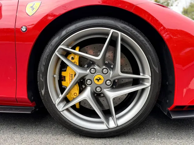 Ferrari F8 — Фото автомобиля 19