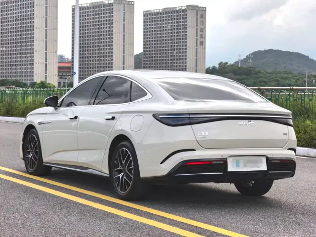 BYD Seal — Фото автомобиля 9