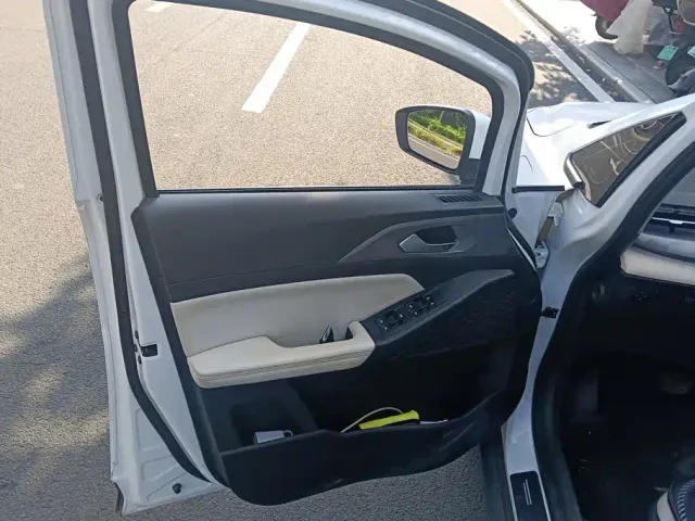 Geely Geometry E Firefly — Фото автомобиля 7