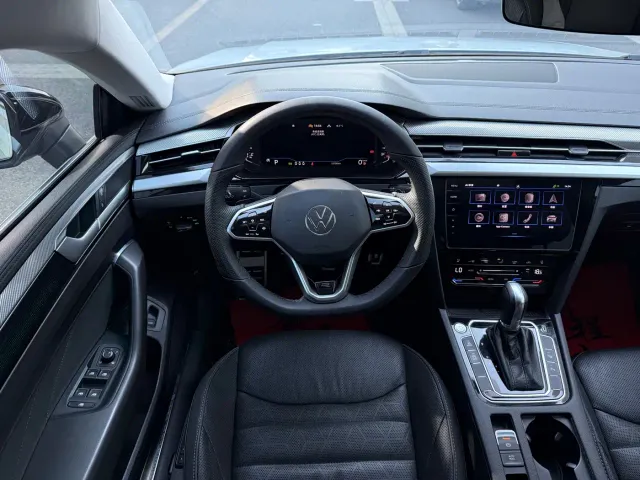 Volkswagen CC — Фото автомобиля 11