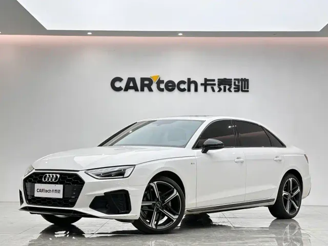 Фотография автомобиля — Audi A4L