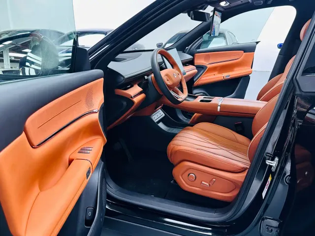 Changan Qiyuan Q07 — Фото автомобиля 4