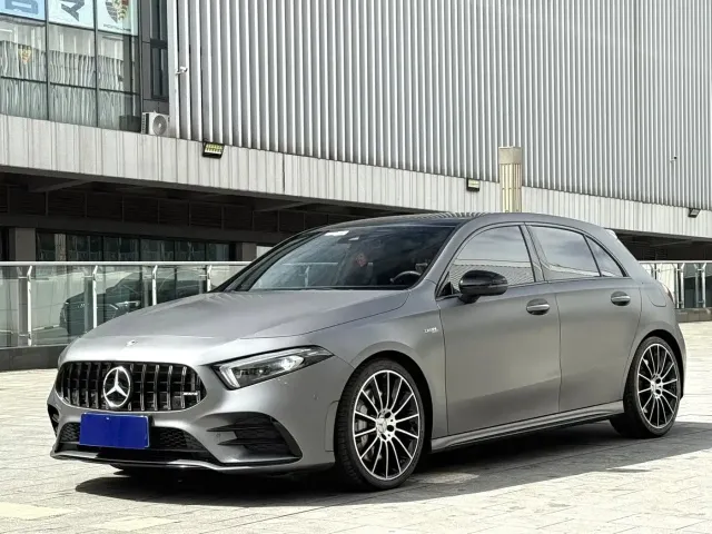 Фотография автомобиля — Mercedes-Benz A-Class AMG