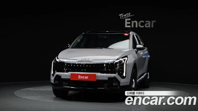 Kia Sportage Бензин 1.6 турбо 2WD — Фото автомобиля 3