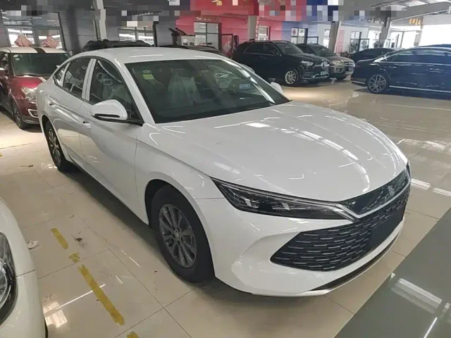 BYD Qin L — Фото автомобиля 3