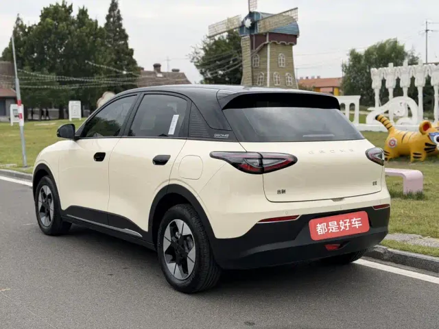 Geely Starry Wish — Фото автомобиля 7