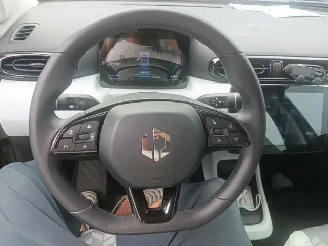 Leapmotor Leapmotor T03 2022 Star Diamond Edition — Фото автомобиля 10
