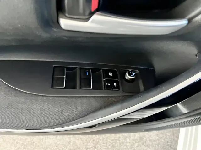 Toyota Corolla — Фото автомобиля 26