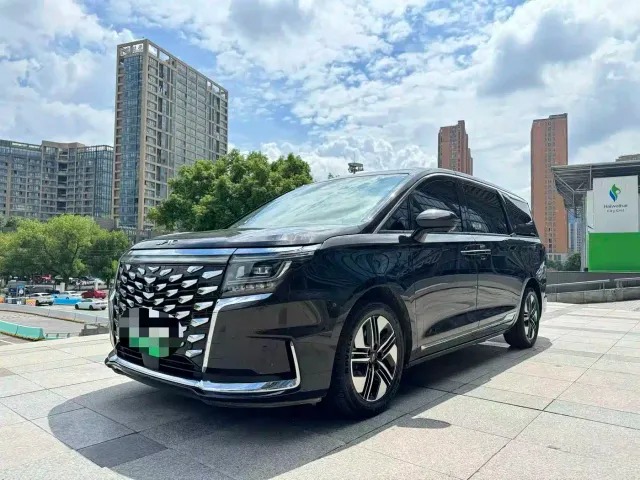 Фотография автомобиля — JAC Refine RF8 PHEV