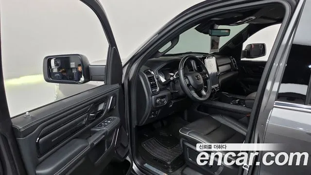 Dodge Ram — Фото автомобиля 15