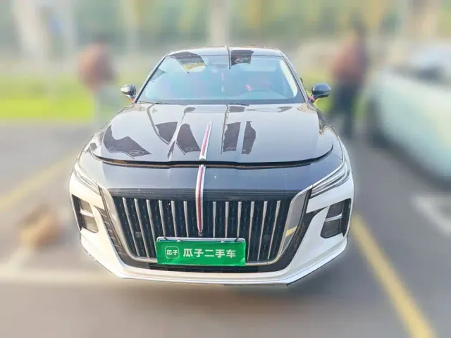 Hongqi H5 — Фото автомобиля 2