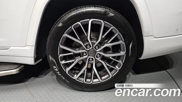 Jeep Cherokee WL — Фото автомобиля 21