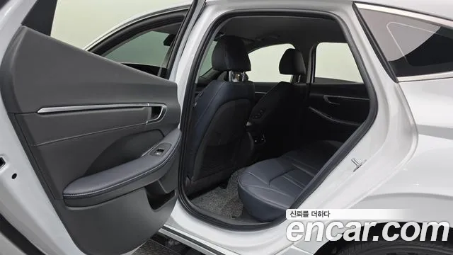 Hyundai Sonata Exclusive — Фото автомобиля 16