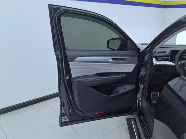 Volkswagen Talagon — Фото автомобиля 7