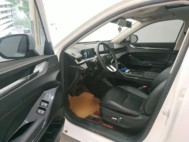 Haval H6 — Фото автомобиля 11