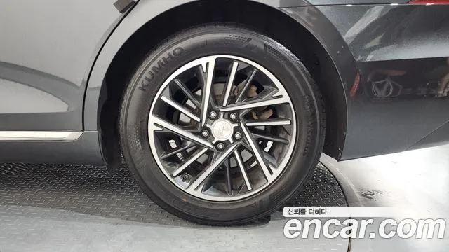 Hyundai Grandeur Новый Grandeur IG — Фото автомобиля 20