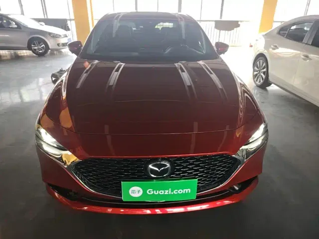 Mazda Axela — Фото автомобиля 2