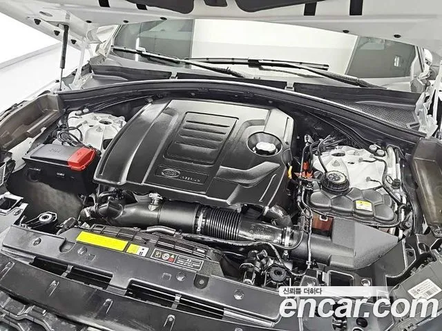 Land Rover Range Rover Velar — Фото автомобиля 5