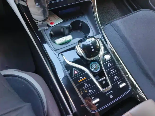 BYD Qin PLUS — Фото автомобиля 16