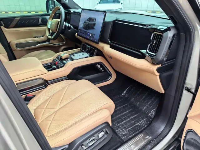 BYD FangChengBao Leopard 8 — Фото автомобиля 9