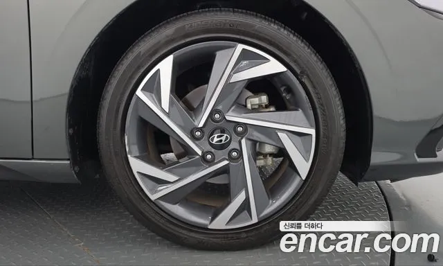 Hyundai Avante — Фото автомобиля 6