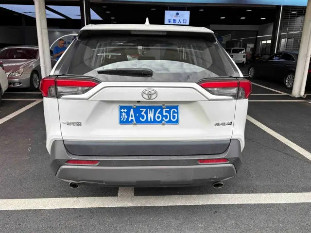 Toyota RAV4 Rongfang 2021 2.0L CVT 2WD Trend PLUS — Фото автомобиля 8