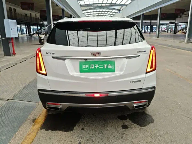 Cadillac XT5 — Фото автомобиля 5