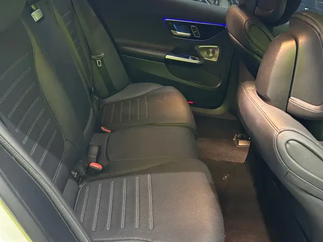 Mercedes-Benz C-Class — Фото автомобиля 5