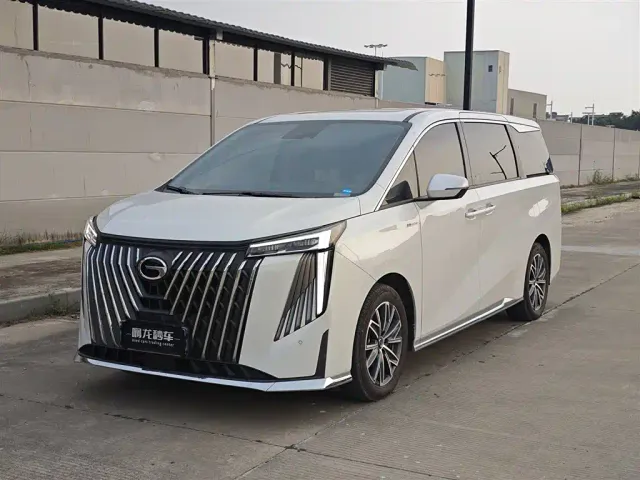 Фотография автомобиля — GAC Trumpchi M8