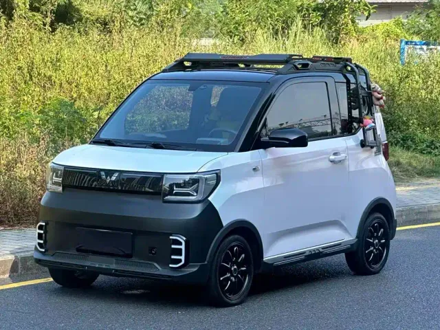 Фотография автомобиля — Wuling Hongguang Mini EV