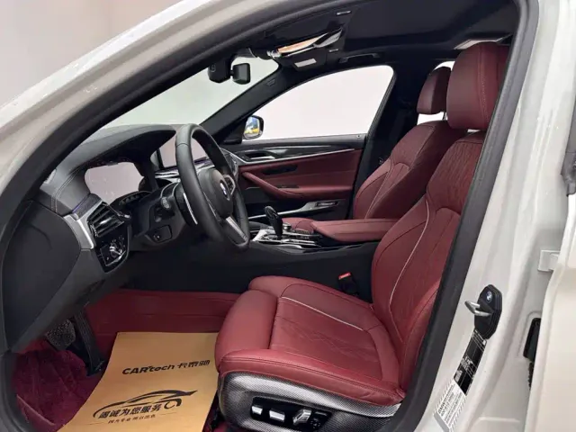 BMW 5 Series — Фото автомобиля 8