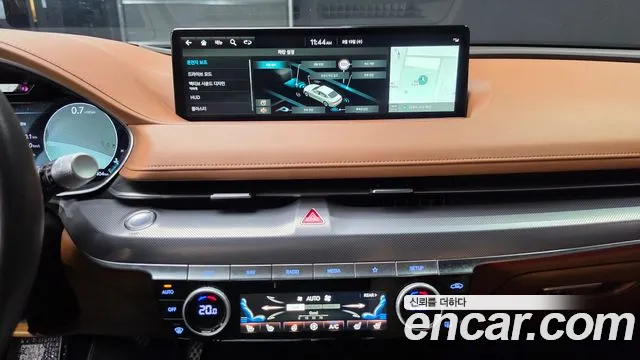 Genesis G80 Бензин 2.5 турбо AWD — Фото автомобиля 12