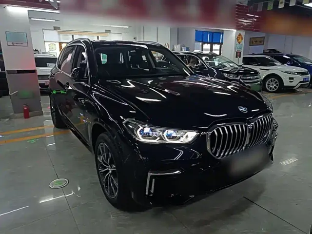 BMW X5 — Фото автомобиля 3